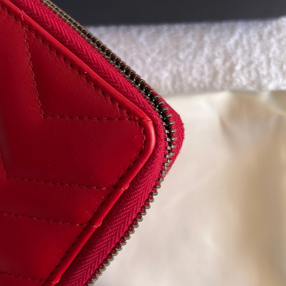 Gucci Calfskin Matelasse GG Marmont Zip Around Wallet Hibiscus Red - Picture 11 of 16